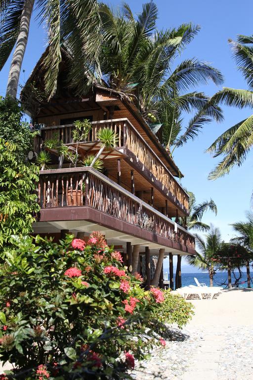 Bamboo House Beach Lodge & Restaurant Puerto Galera Exterior foto